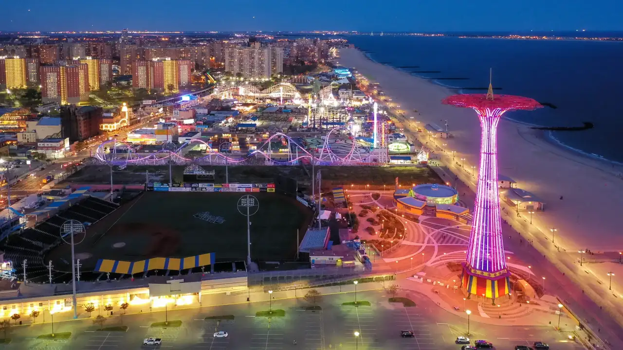 Coney Island di Notte