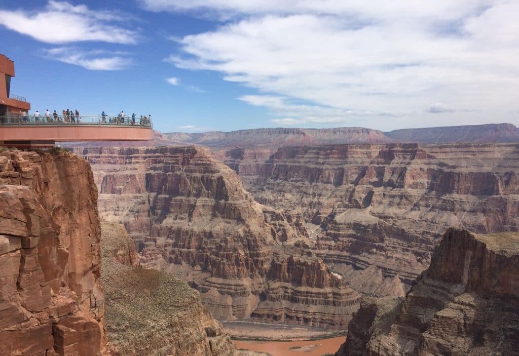 Tour Grand Canyon West Rim con Skywalk in Italiano: 1 Giorno