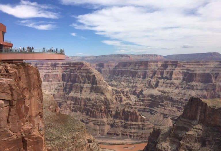 Tour Grand Canyon West Rim con Skywalk in Italiano: 1 Giorno