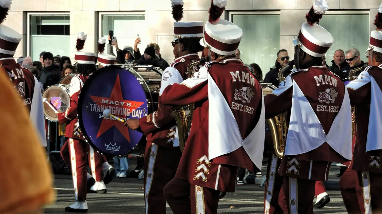 Macy's Thankgiving Day a New York, Banda Musicale