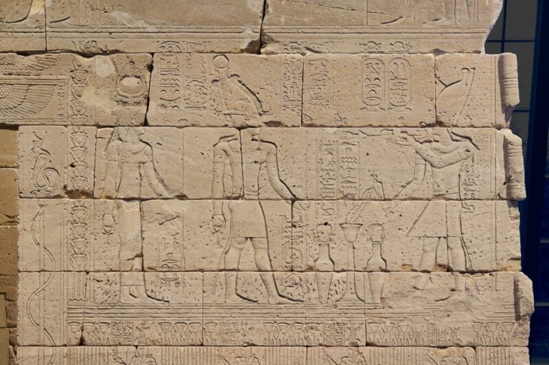 Il Tempio di Dendur nella Sackler Wing del Metropolitan Museum of Art di New York